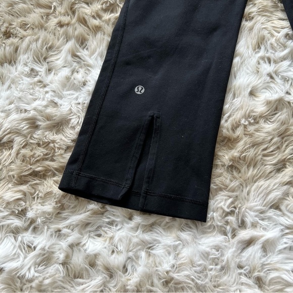 LULULEMON Gather & Crow Crop Black / Quilt Pink & Purple - Picture 6 of 9
